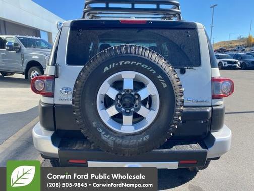 2012 Toyota FJ Cruiser Base