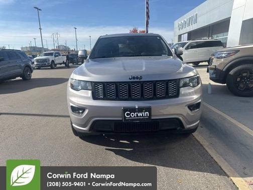 2019 Jeep Grand Cherokee Altitude