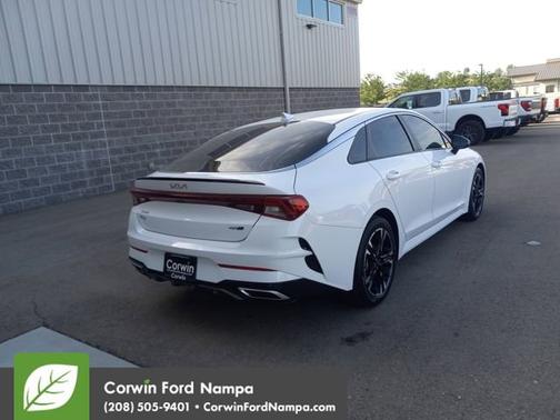 2022 Kia K5 GT-Line
