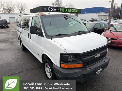2003 Chevrolet Express 3500 Base