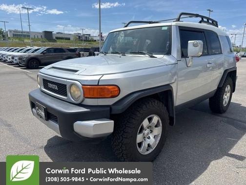 Silver 2007 Toyota FJ Cruiser Base