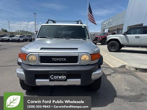 Silver 2007 Toyota FJ Cruiser Base