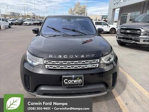 Black 2018 Land Rover Discovery HSE LUXURY