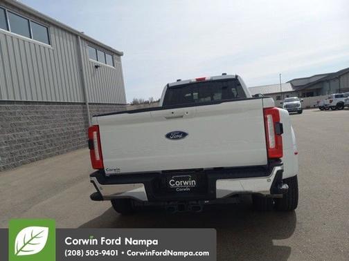 2025 Ford F-350 LARIAT