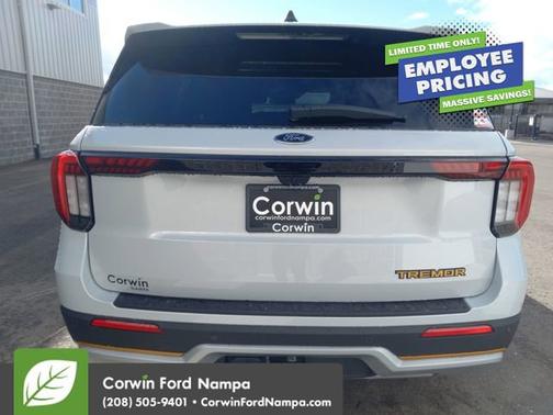 Space White Metallic 2026 Ford Explorer Tremor