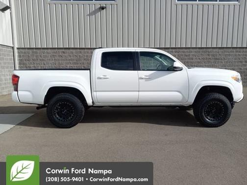 2019 Toyota Tacoma SR