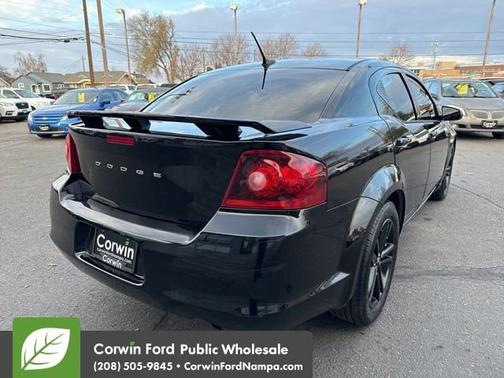 2012 Dodge Avenger SE