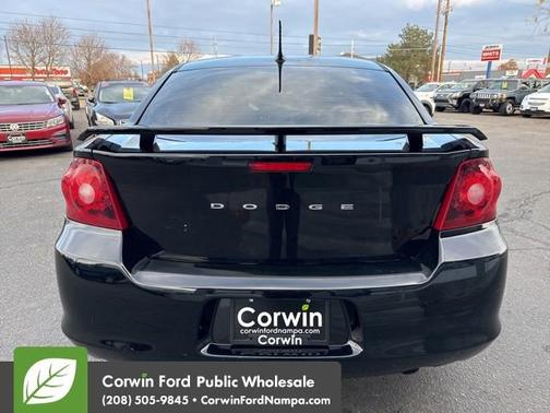 2012 Dodge Avenger SE