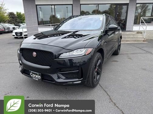 2017 Jaguar F-PACE 35t R-Sport
