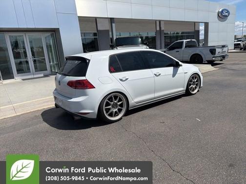 White 2017 Volkswagen Golf GTI S 4-Door