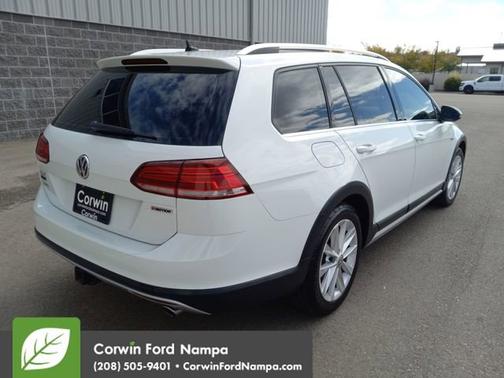 2019 Volkswagen Golf Alltrack TSI S
