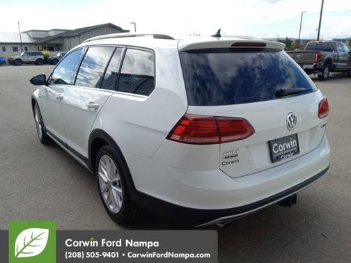 2019 Volkswagen Golf Alltrack TSI S