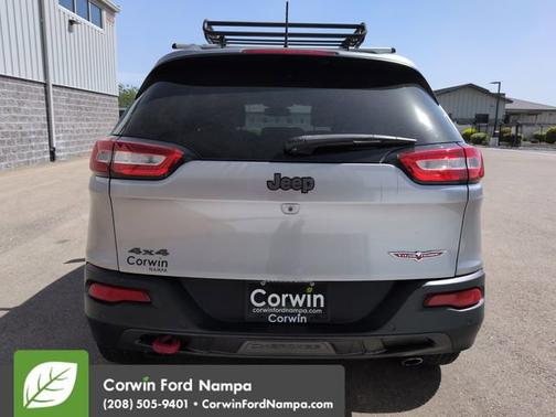 Billet Silver Metallic Clearcoat 2018 Jeep Cherokee Trailhawk
