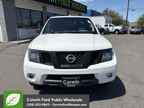 Glacier White 2016 Nissan Frontier SV