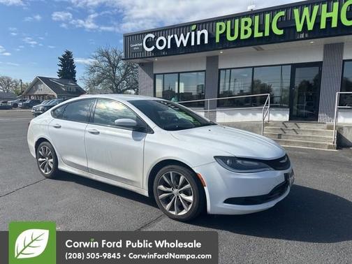 2016 Chrysler 200 S