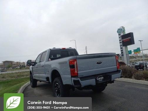 2025 Ford F-350 LARIAT