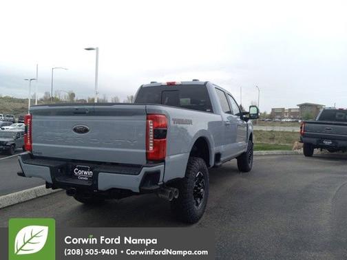 2025 Ford F-350 LARIAT