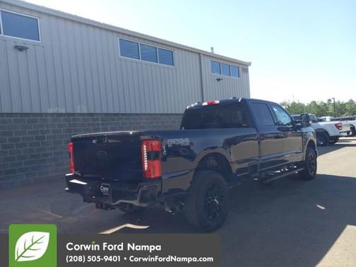 2025 Ford F-350 LARIAT