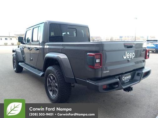 2022 Jeep Gladiator Overland