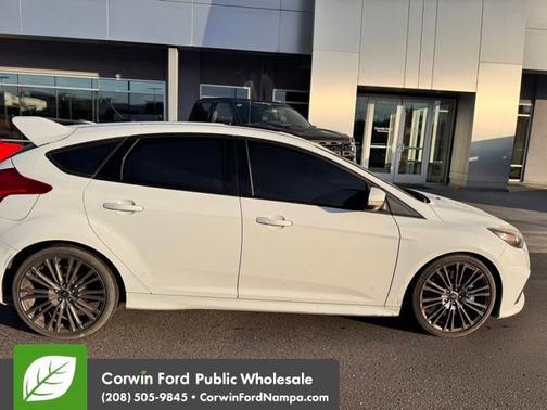 2017 Ford Focus RS Base