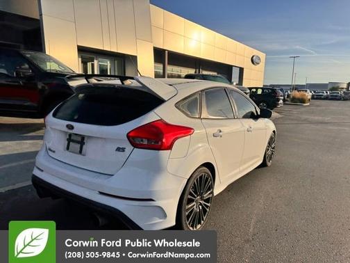 2017 Ford Focus RS Base