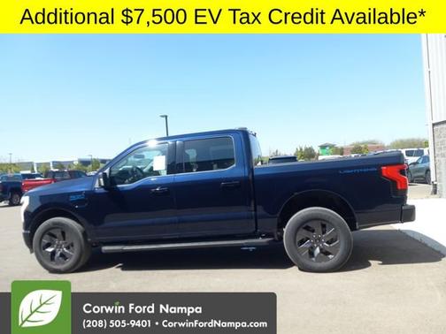 2025 Ford F-150 Lightning Flash