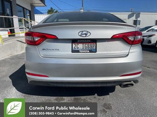 2017 Hyundai SONATA SE