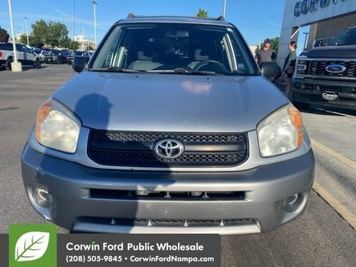 2004 Toyota RAV4 Base