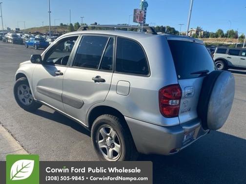 2004 Toyota RAV4 Base