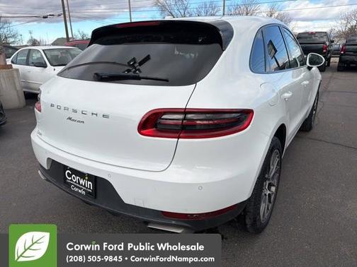 2018 Porsche Macan Base