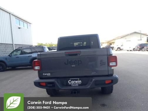 2021 Jeep Gladiator Willys