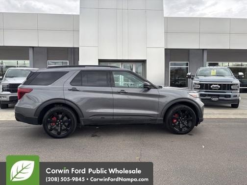 2021 Ford Explorer ST