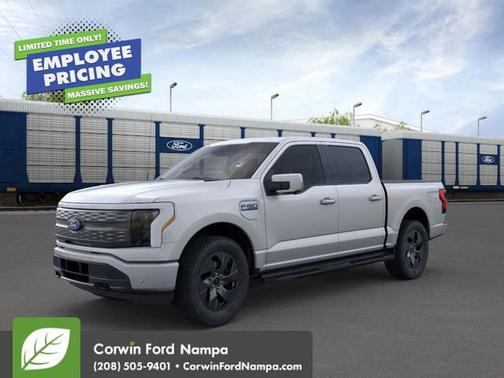 2025 Ford F-150 Lightning LARIAT