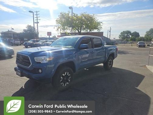Blue 2019 Toyota Tacoma SR5