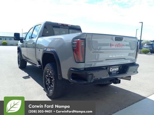 Thunderstorm Gray 2024 GMC Sierra 2500 AT4X