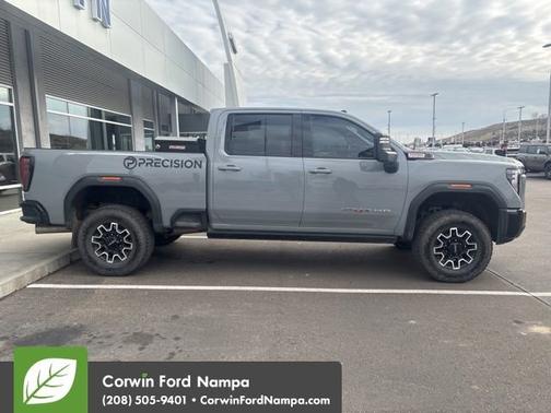 Thunderstorm Gray 2024 GMC Sierra 2500 AT4X