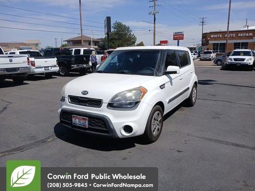 2013 Kia Soul Base