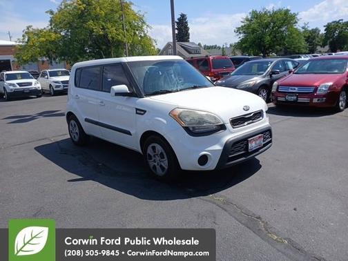 2013 Kia Soul Base