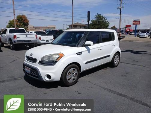 2013 Kia Soul Base