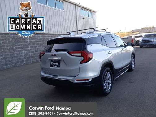 2022 GMC Terrain SLT