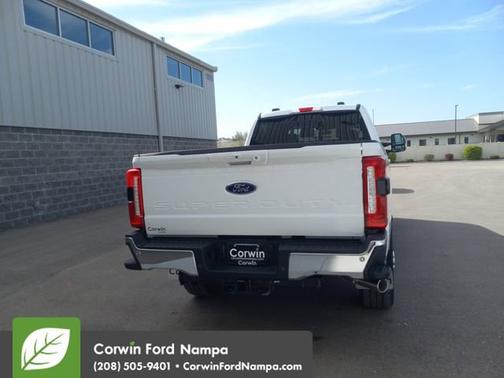 2025 Ford F-350 LARIAT