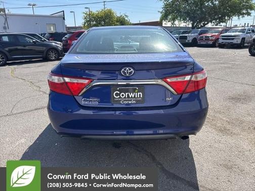 2015 Toyota Camry SE