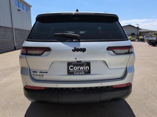 Silver Zynith 2021 Jeep Grand Cherokee L Altitude