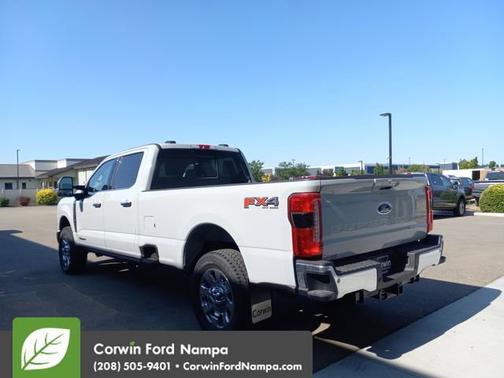 2025 Ford F-350 LARIAT