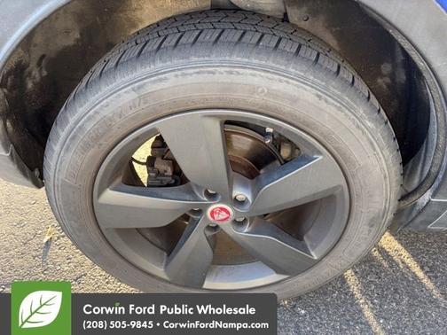 2020 Jaguar E-PACE Base