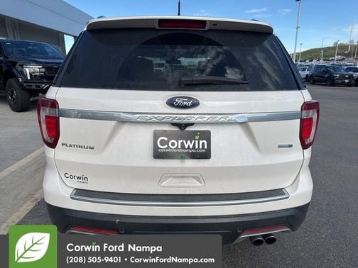 White Platinum 2018 Ford Explorer Platinum
