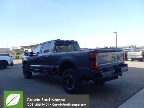 2025 Ford F-350 LARIAT