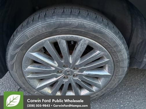 2011 Lincoln MKX Base