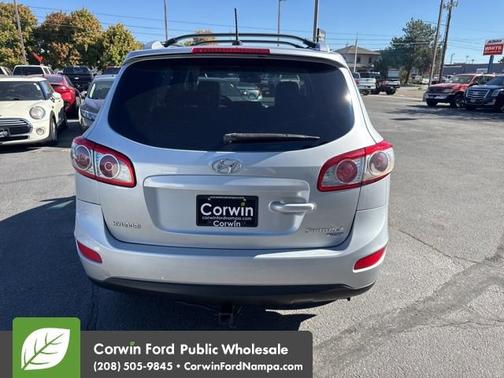 2011 Hyundai SANTA FE SE