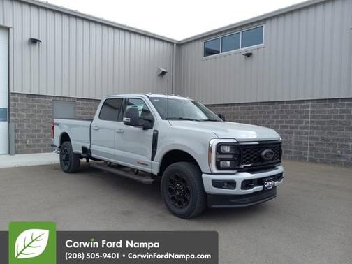 2025 Ford F-350 LARIAT